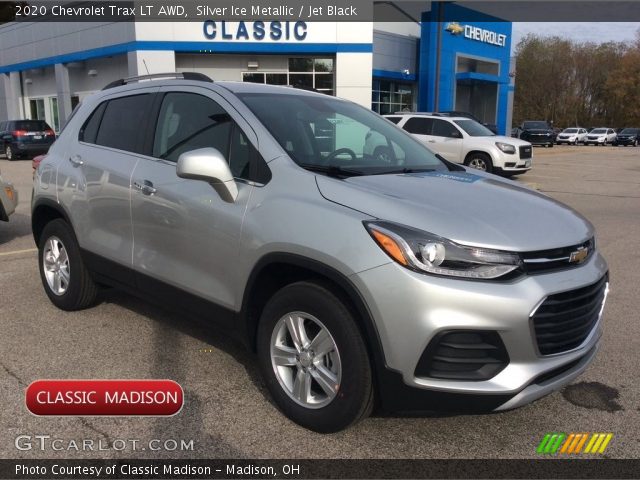 2020 Chevrolet Trax LT AWD in Silver Ice Metallic