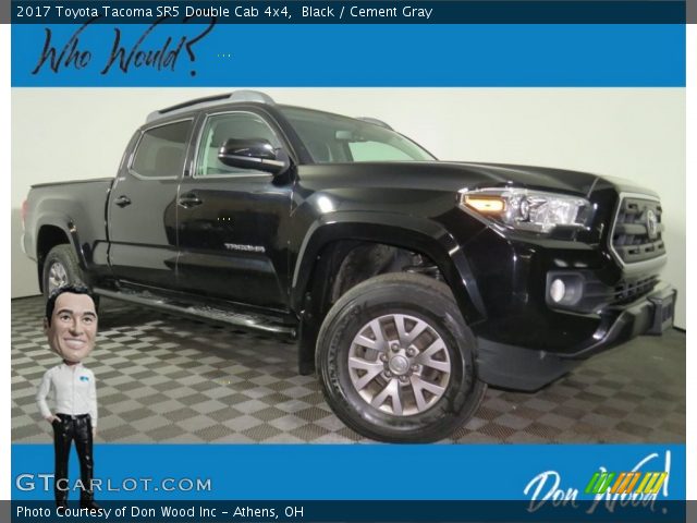 2017 Toyota Tacoma SR5 Double Cab 4x4 in Black