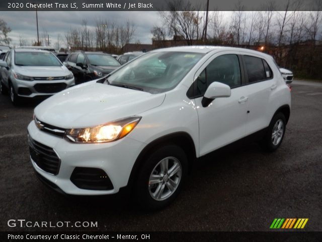 2020 Chevrolet Trax LS in Summit White