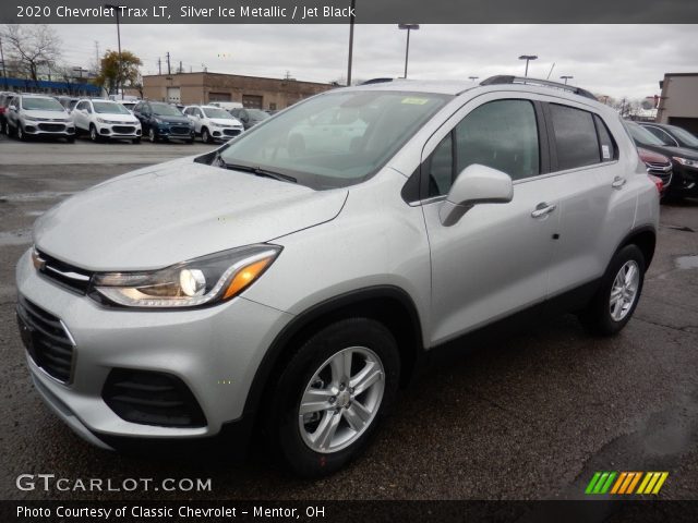 2020 Chevrolet Trax LT in Silver Ice Metallic