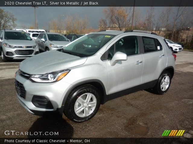 2020 Chevrolet Trax LT in Silver Ice Metallic