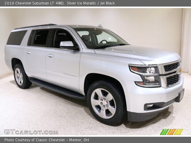 2019 Chevrolet Suburban LT 4WD in Silver Ice Metallic