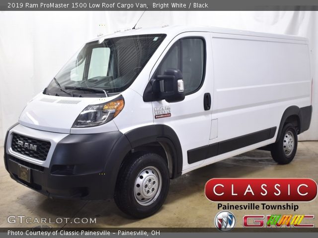 2019 Ram ProMaster 1500 Low Roof Cargo Van in Bright White