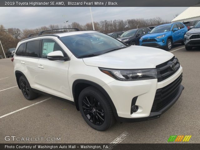 2019 Toyota Highlander SE AWD in Blizzard Pearl White