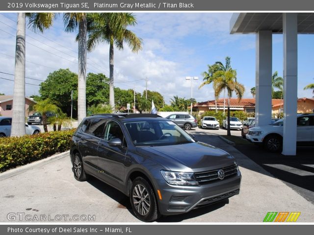 2019 Volkswagen Tiguan SE in Platinum Gray Metallic