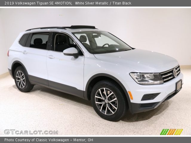 2019 Volkswagen Tiguan SE 4MOTION in White Silver Metallic