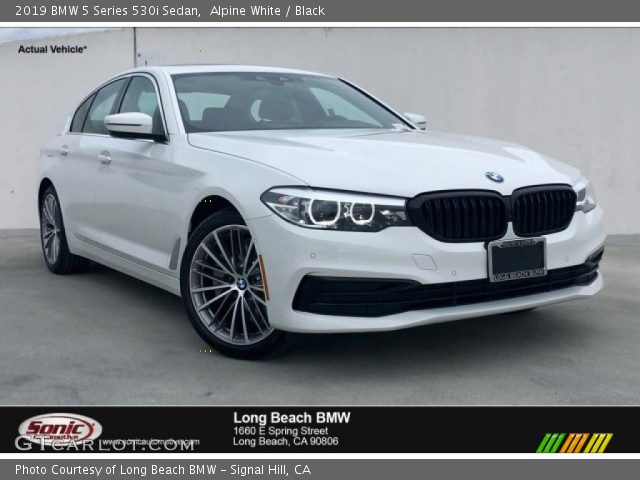 2019 BMW 5 Series 530i Sedan in Alpine White