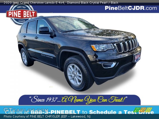 2020 Jeep Grand Cherokee Laredo E 4x4 in Diamond Black Crystal Pearl