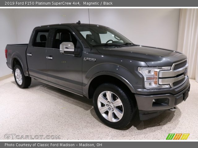 2019 Ford F150 Platinum SuperCrew 4x4 in Magnetic