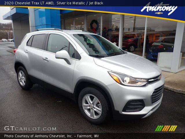 2020 Chevrolet Trax LT AWD in Silver Ice Metallic