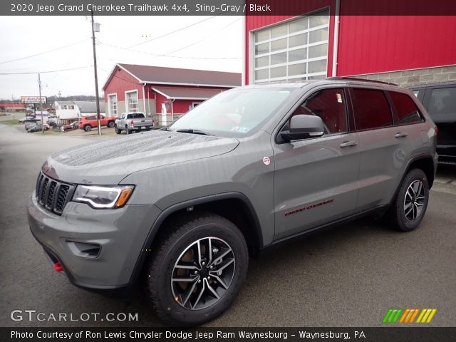 2020 Jeep Grand Cherokee Trailhawk 4x4 in Sting-Gray