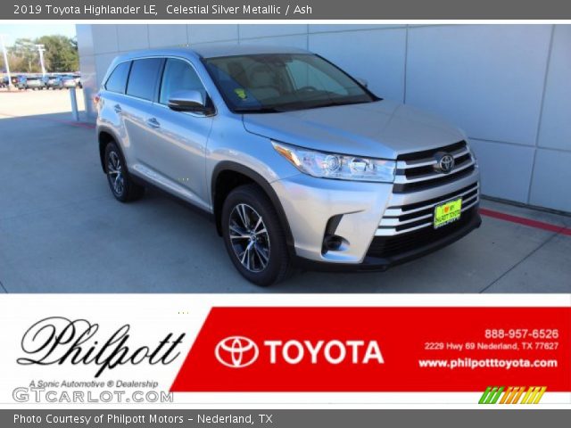 2019 Toyota Highlander LE in Celestial Silver Metallic