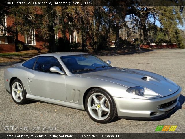 2001 Ferrari 550 Maranello in Argento (Silver)