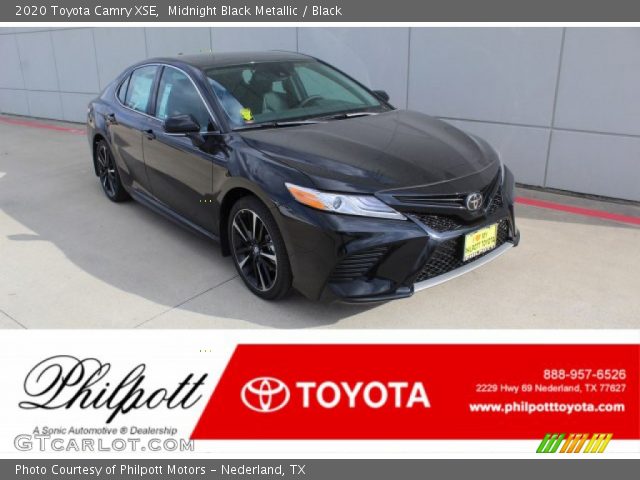 2020 Toyota Camry XSE in Midnight Black Metallic