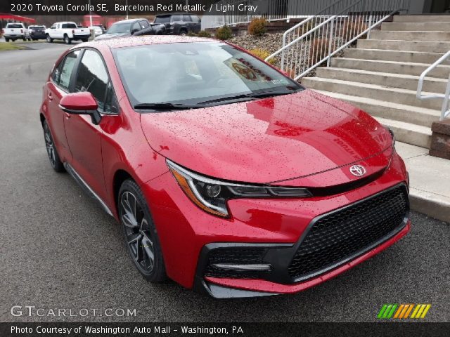 2020 Toyota Corolla SE in Barcelona Red Metallic