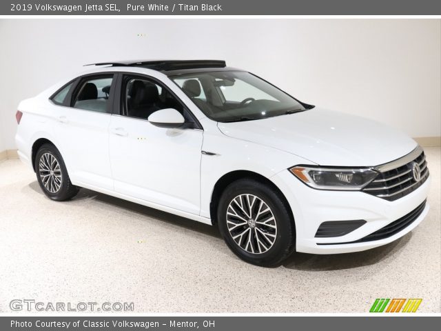2019 Volkswagen Jetta SEL in Pure White