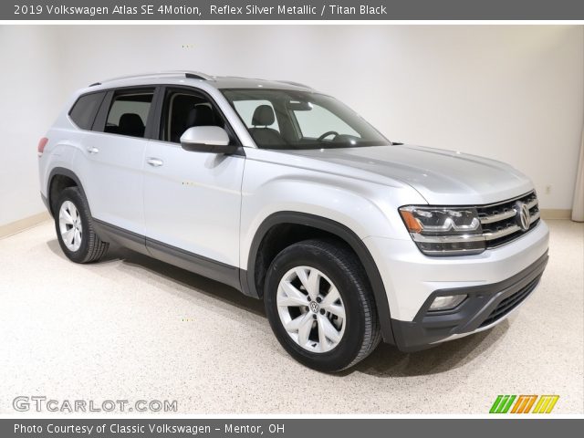 2019 Volkswagen Atlas SE 4Motion in Reflex Silver Metallic