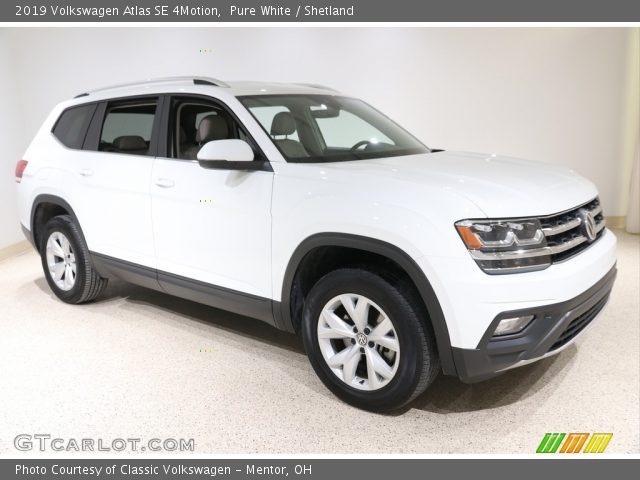 2019 Volkswagen Atlas SE 4Motion in Pure White