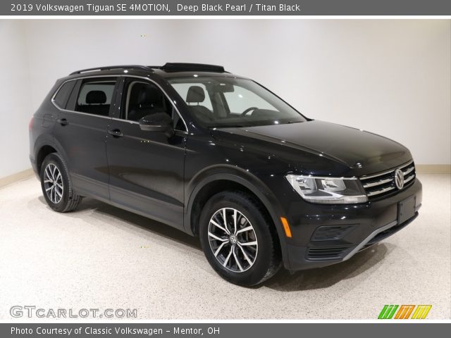 2019 Volkswagen Tiguan SE 4MOTION in Deep Black Pearl