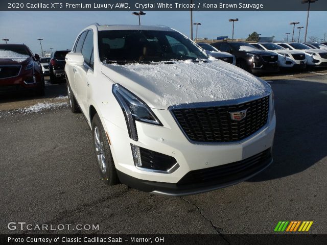 2020 Cadillac XT5 Premium Luxury AWD in Crystal White Tricoat