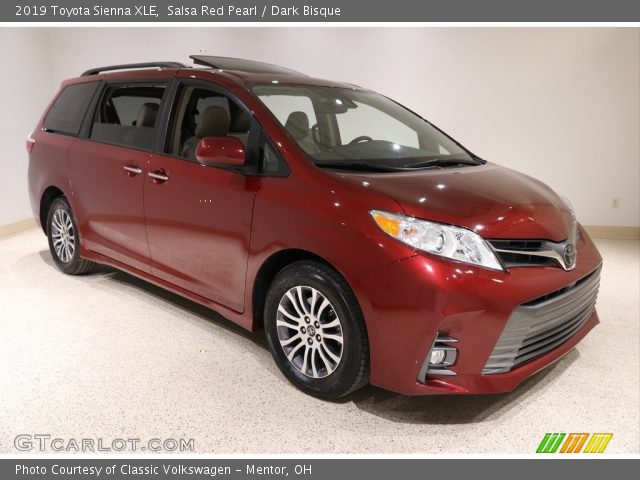 2019 Toyota Sienna XLE in Salsa Red Pearl