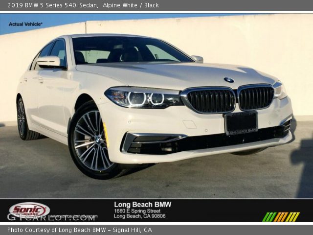 2019 BMW 5 Series 540i Sedan in Alpine White