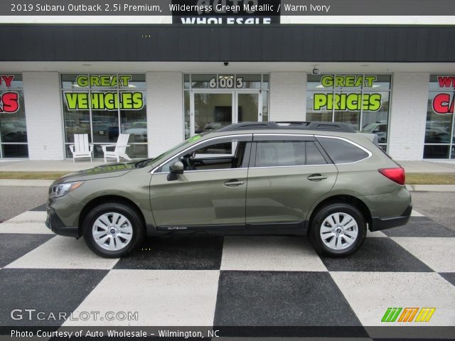 2019 Subaru Outback 2.5i Premium in Wilderness Green Metallic