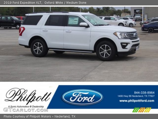 2019 Ford Expedition XLT in Oxford White