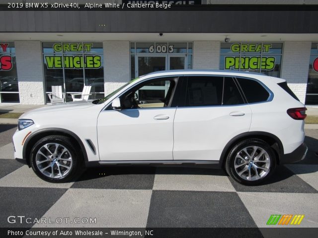 2019 BMW X5 xDrive40i in Alpine White