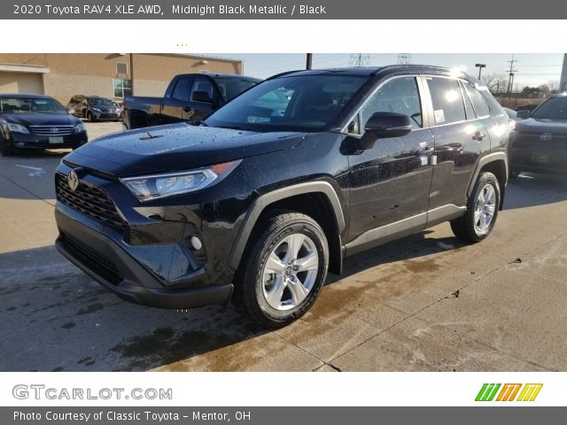 2020 Toyota RAV4 XLE AWD in Midnight Black Metallic