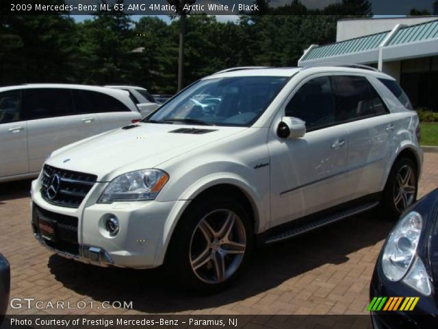 2009 Mercedes-Benz ML 63 AMG 4Matic in Arctic White