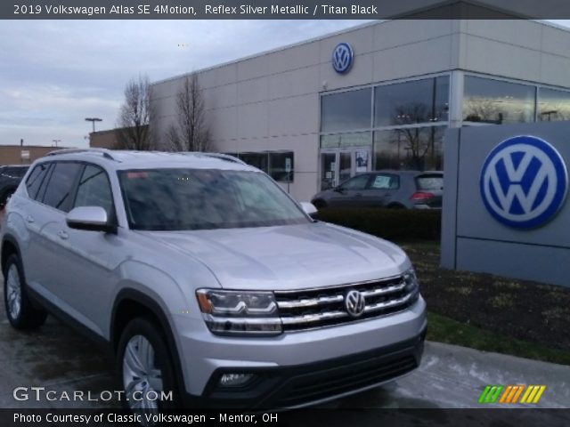 2019 Volkswagen Atlas SE 4Motion in Reflex Silver Metallic