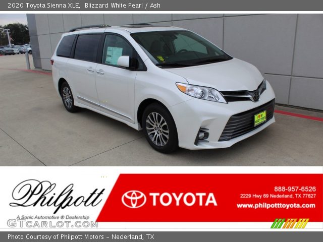 2020 Toyota Sienna XLE in Blizzard White Pearl