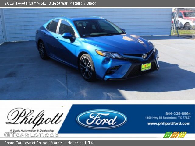 2019 Toyota Camry SE in Blue Streak Metallic