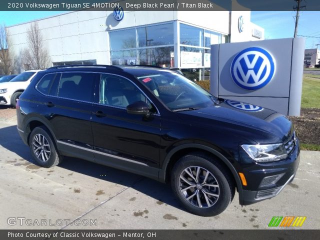 2020 Volkswagen Tiguan SE 4MOTION in Deep Black Pearl