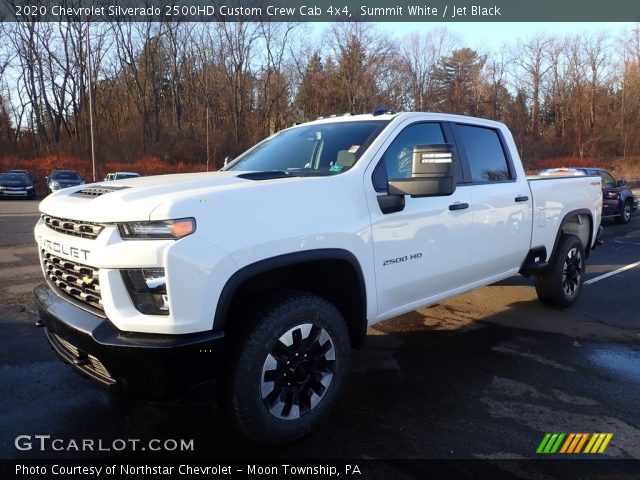 2020 Chevrolet Silverado 2500HD Custom Crew Cab 4x4 in Summit White