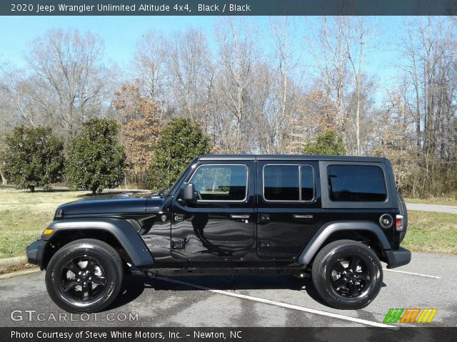 2020 Jeep Wrangler Unlimited Altitude 4x4 in Black