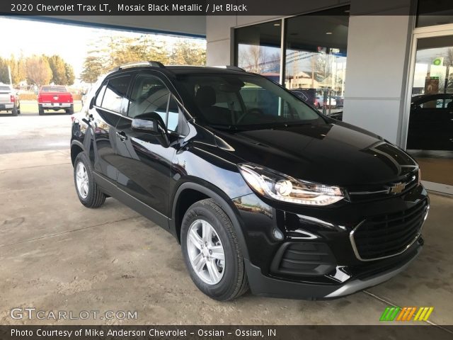 2020 Chevrolet Trax LT in Mosaic Black Metallic