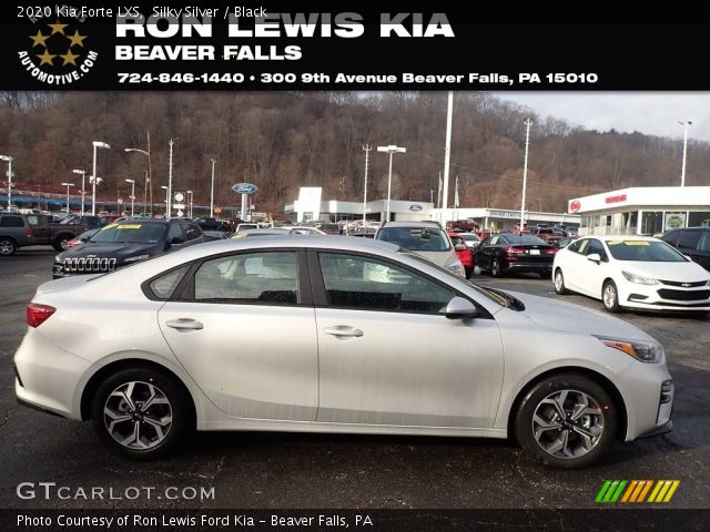 2020 Kia Forte LXS in Silky Silver