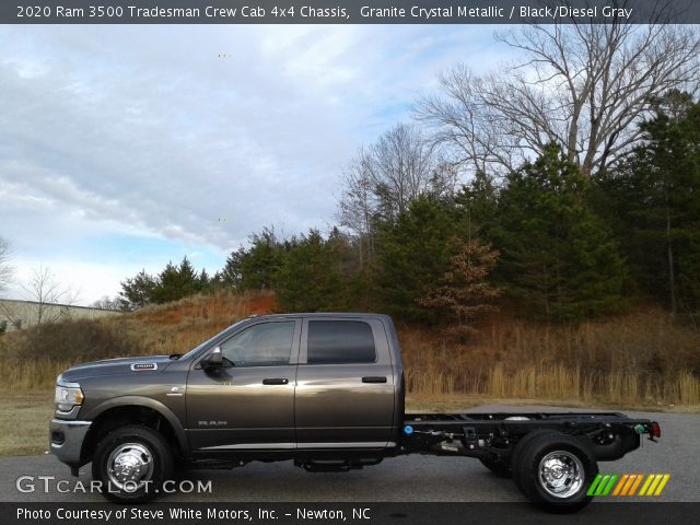 2020 Ram 3500 Tradesman Crew Cab 4x4 Chassis in Granite Crystal Metallic