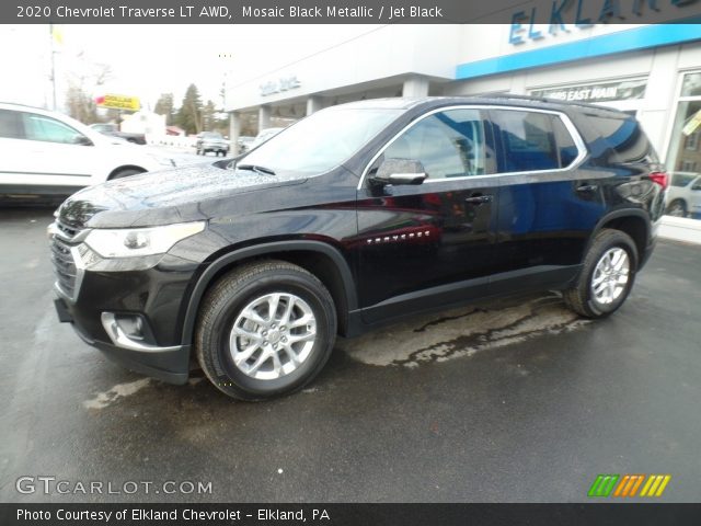 2020 Chevrolet Traverse LT AWD in Mosaic Black Metallic