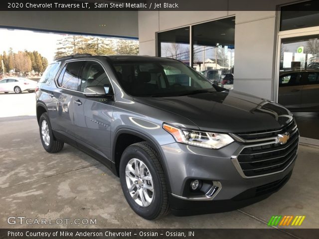 2020 Chevrolet Traverse LT in Satin Steel Metallic
