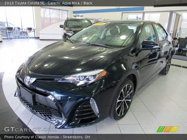 2019 Toyota Corolla SE in Galactic Aqua Mica