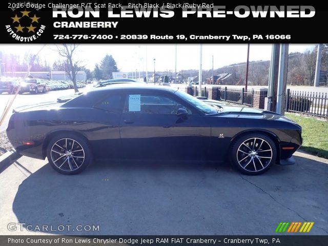 2016 Dodge Challenger R/T Scat Pack in Pitch Black
