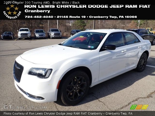2020 Chrysler 300 Touring AWD in Bright White