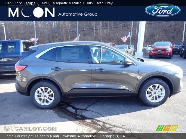 2020 Ford Escape SE 4WD in Magnetic Metallic