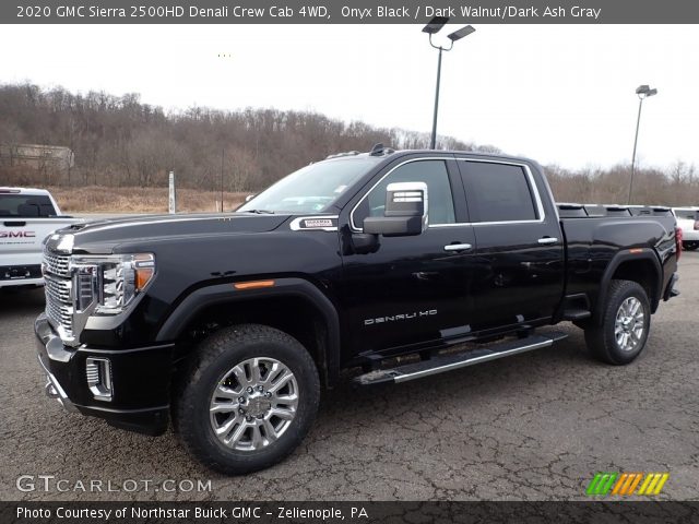 2020 GMC Sierra 2500HD Denali Crew Cab 4WD in Onyx Black
