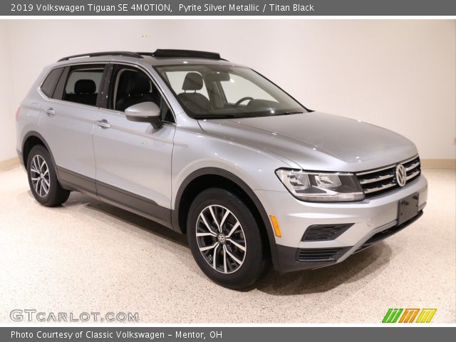 2019 Volkswagen Tiguan SE 4MOTION in Pyrite Silver Metallic