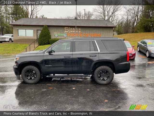 2019 Chevrolet Tahoe LS 4WD in Black
