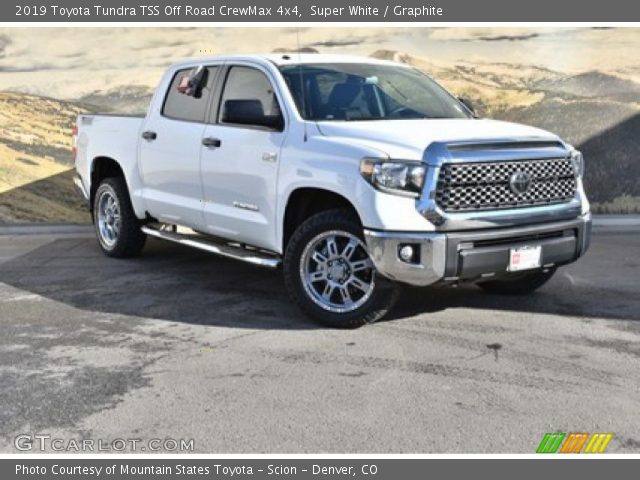 2019 Toyota Tundra TSS Off Road CrewMax 4x4 in Super White